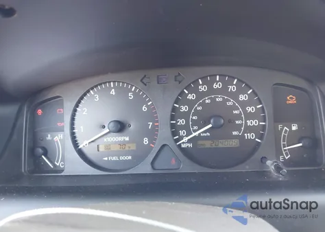 2001 Chevrolet Prizm Lsi from USA, damaged, VIN 1Y1SK528X1Z426029